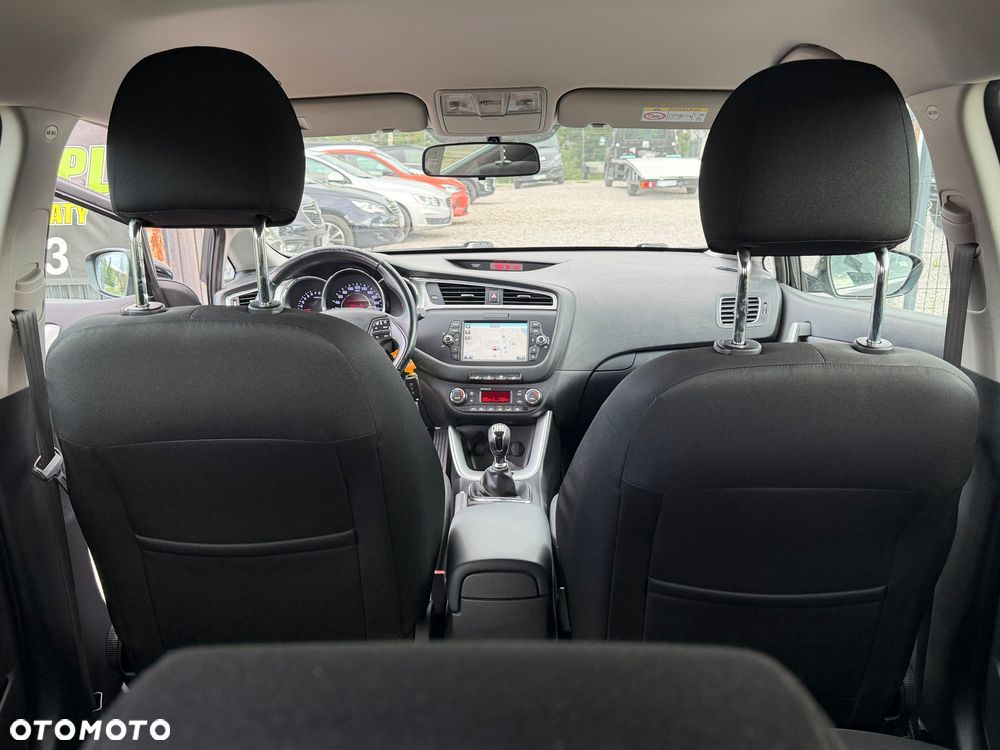 Kia Ceed 1.6 GDI Smart Plus - 11
