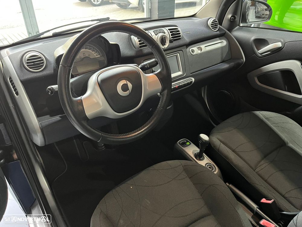 Smart ForTwo Coupé 1.0 mhd Passion 71 Softouch - 11