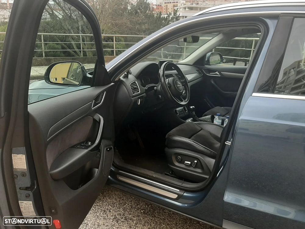Audi Q3 2.0 TDI quattro Design S tronic - 7