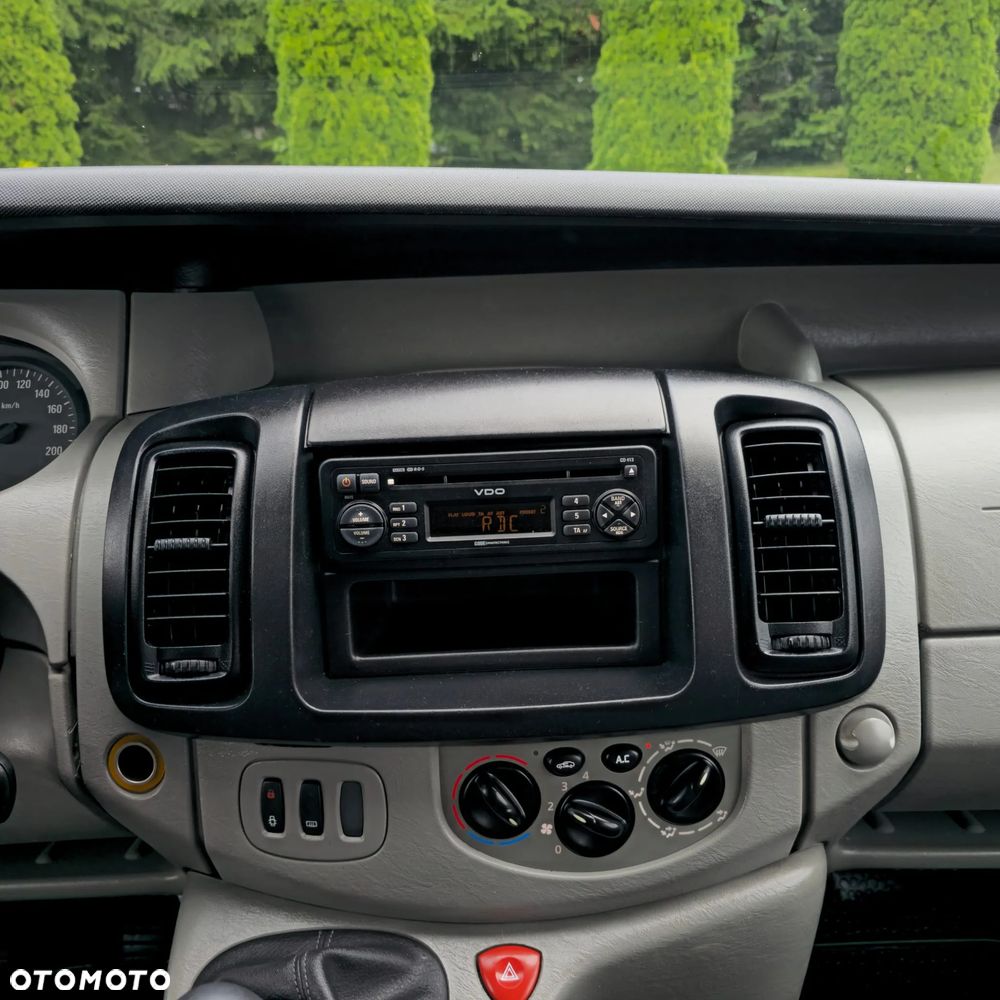 Opel Vivaro - 31