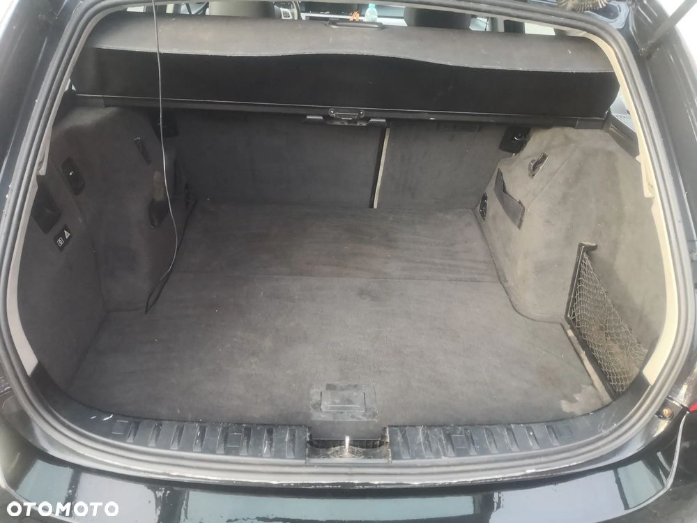 BMW Seria 3 320d DPF Touring Edition Fleet - 6