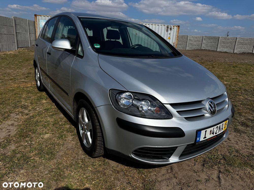 Volkswagen Golf Plus - 12