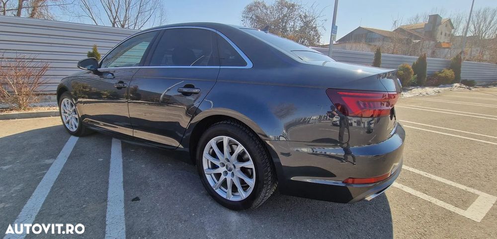 Audi A4 2.0 35 TFSI S tronic MHEV Advanced - 3