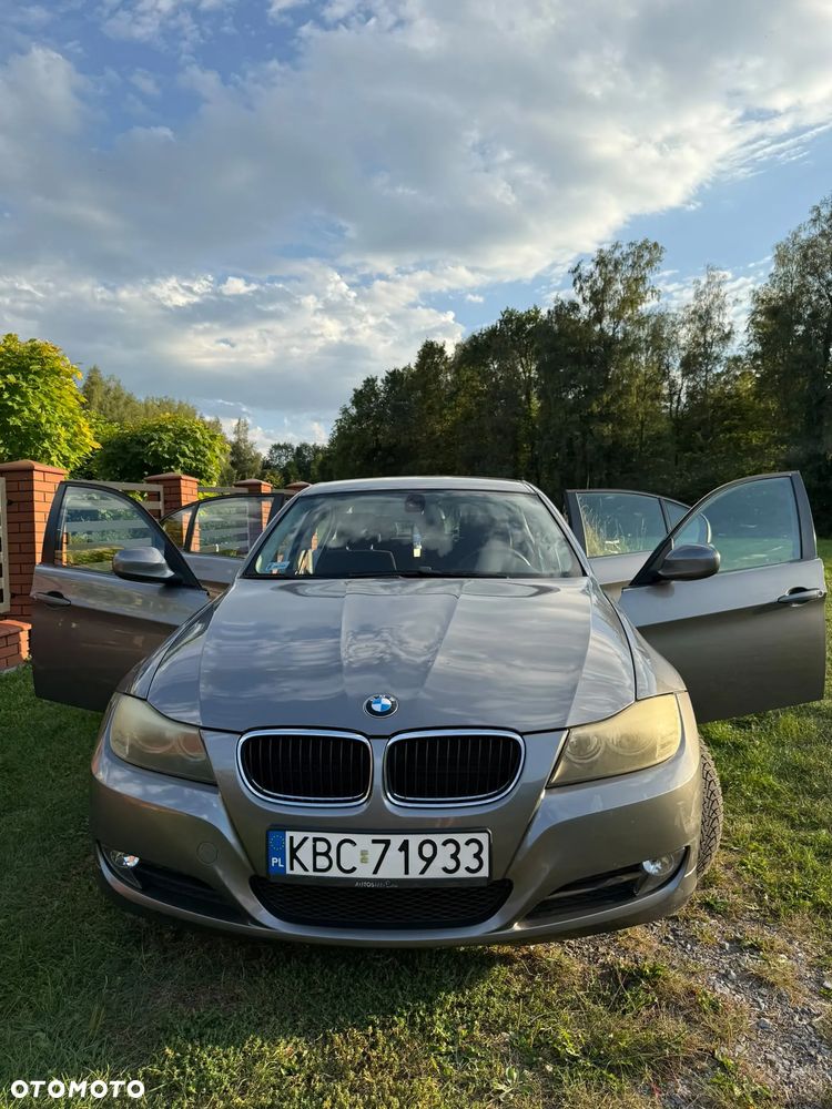 BMW Seria 3 318i Edition Exclusive - 9