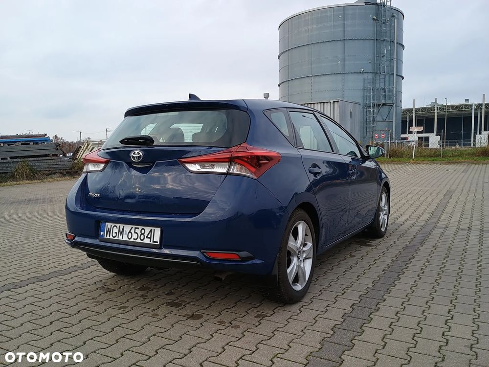 Toyota Auris 1.33 VVT-i Active - 3