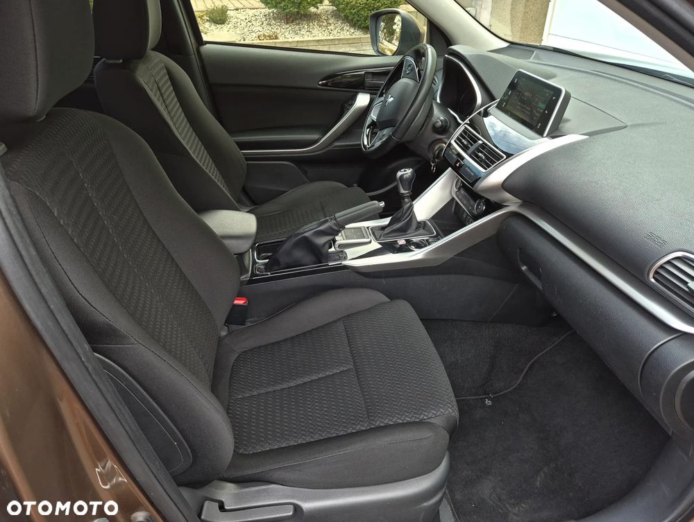 Mitsubishi Eclipse Cross 1.5 T-MIVEC ClearTec 2WD Diamant Edition - 10
