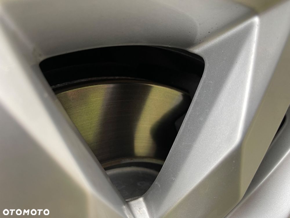 Volkswagen Passat 2.0 TDI EVO Business DSG - 39