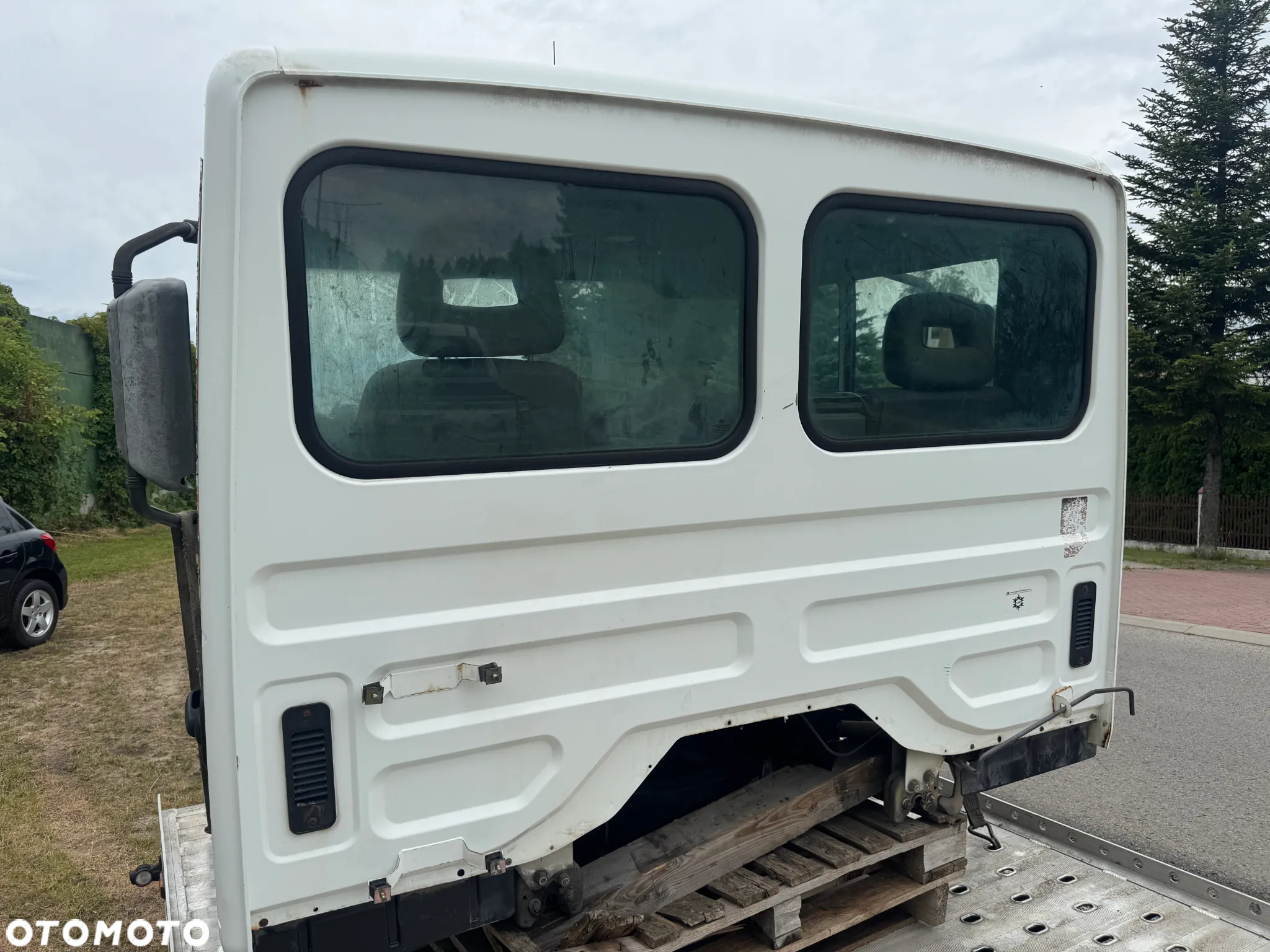 Kabina Nissan Atleon 2000-2006r ITALIA - 5