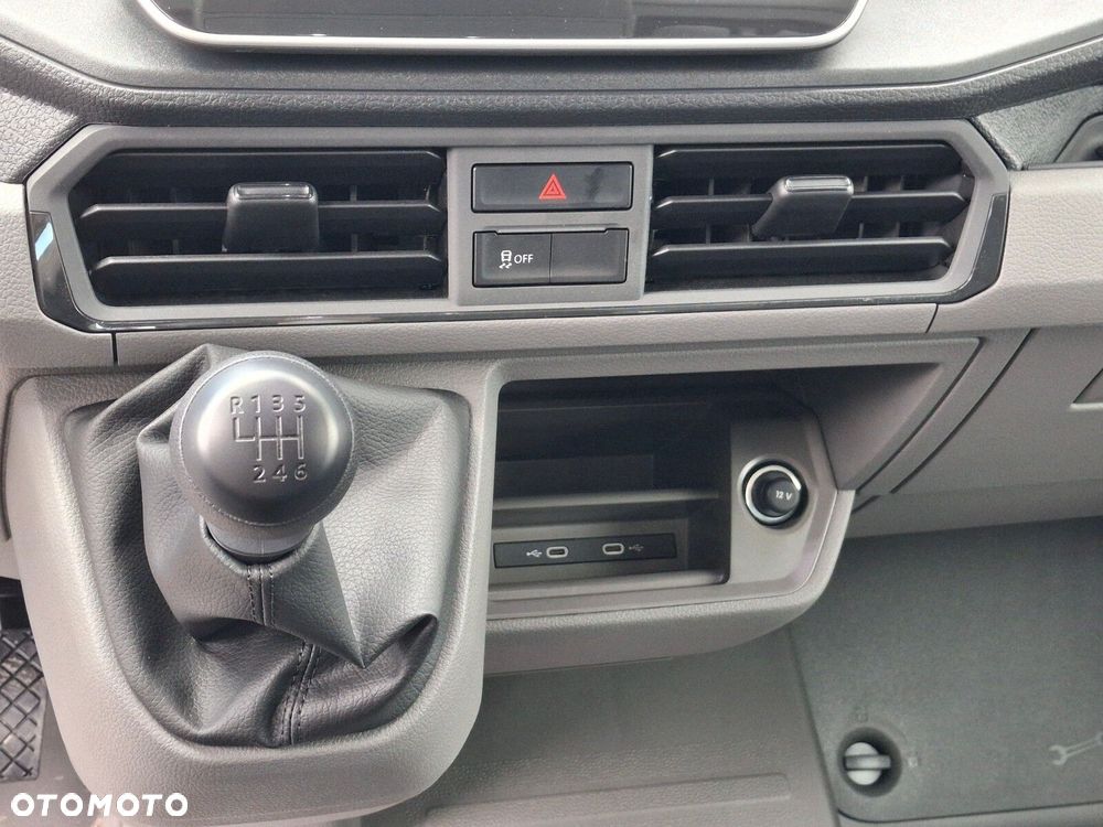 Volkswagen Crafter Wywrotka 2.0 TDI Manual - 40