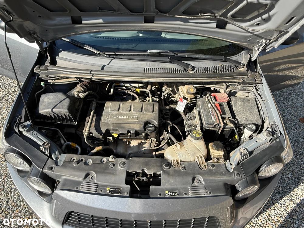 Chevrolet Aveo - 11