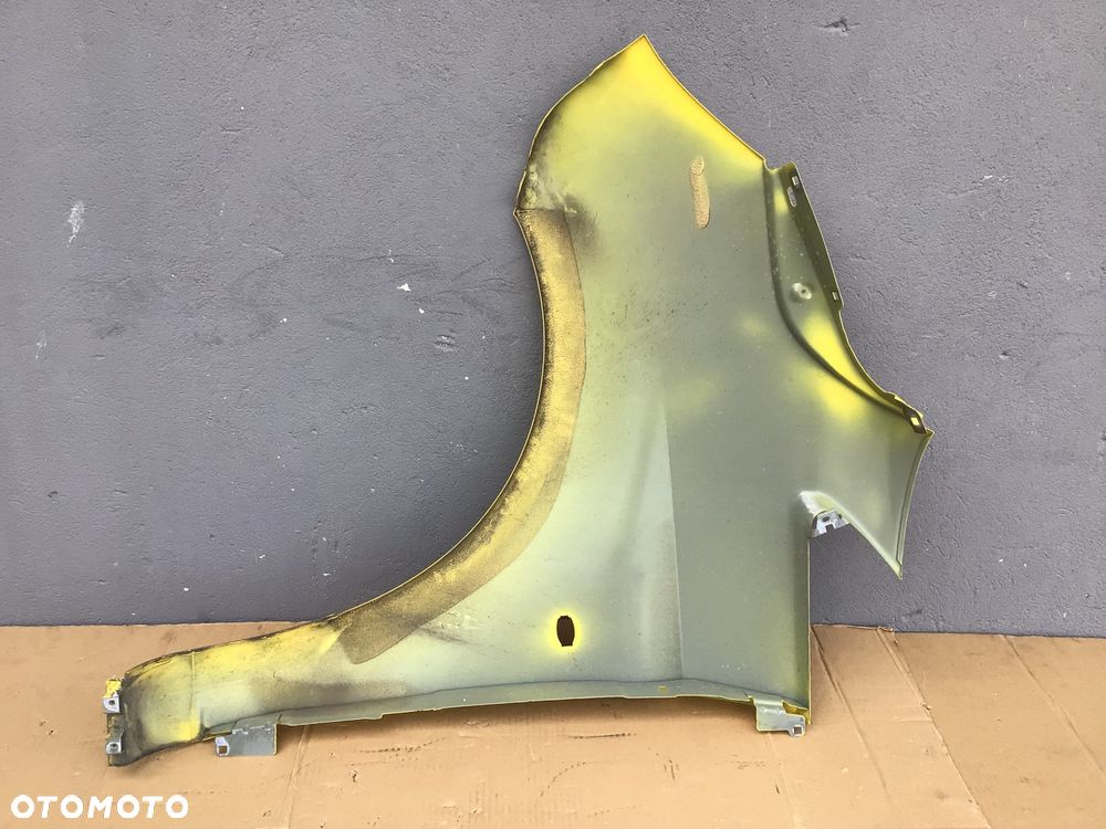 Błotnik przedni prawy Mercedes Vito 447 - 7