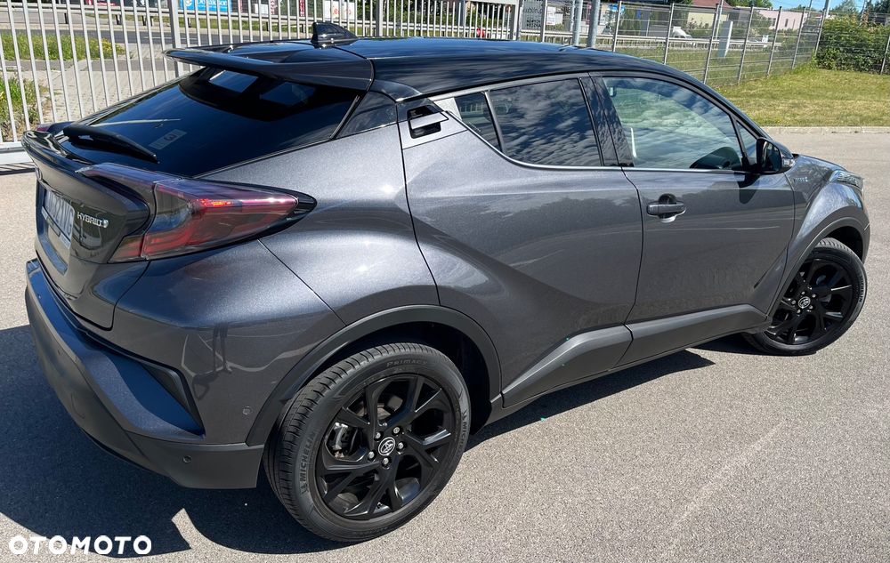 Toyota C-HR Flow - 16