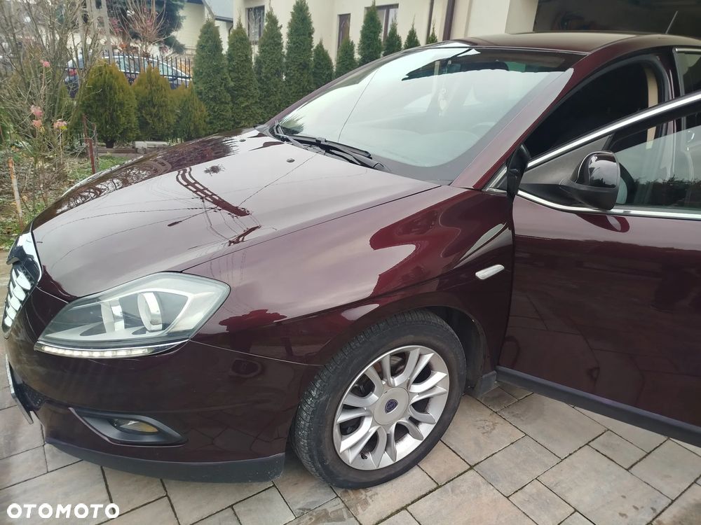 Lancia Delta 1.4 T-Jet Silver - 3