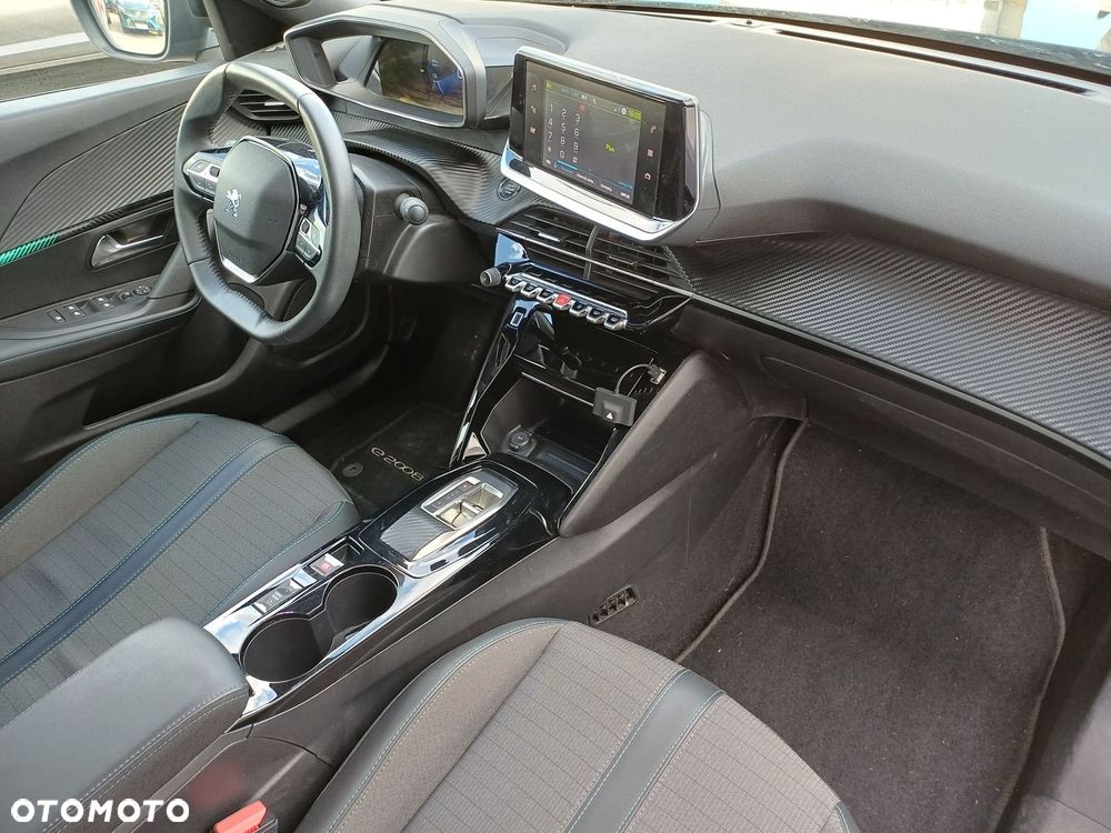 Peugeot 2008 - 13