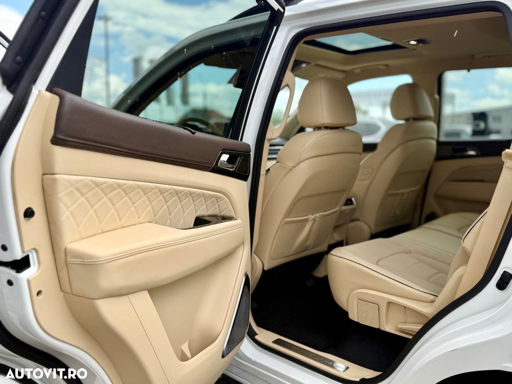 KGM Rexton - 24