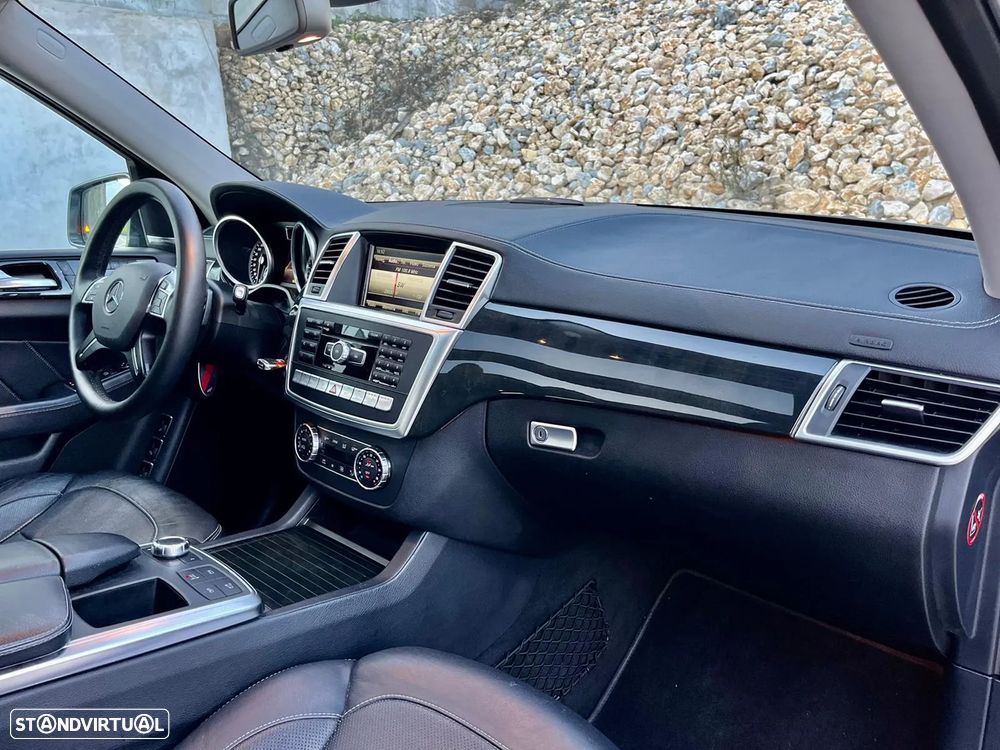 Mercedes-Benz GL 350 - 28