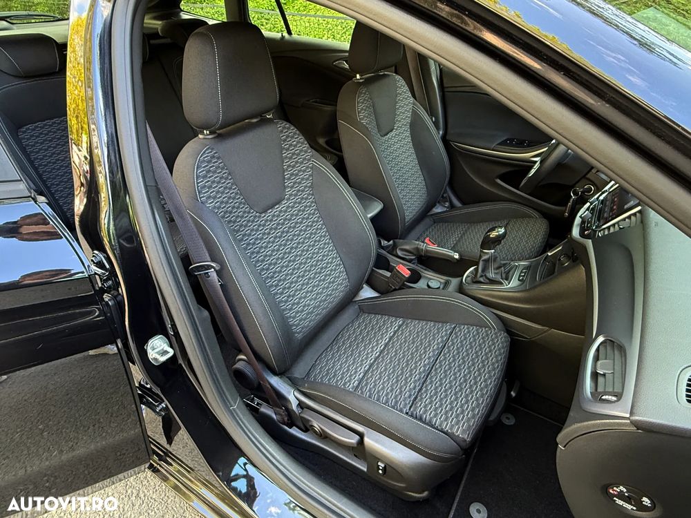 Opel Astra 1.6 CDTI ECOTEC Start/Stop Drive - 9