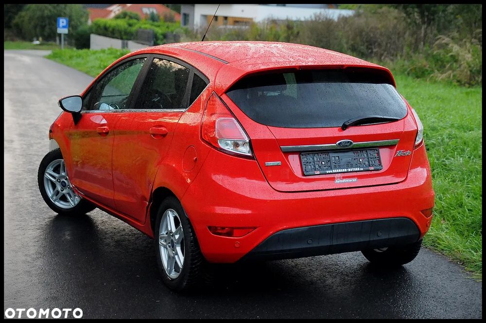 Ford Fiesta 1.0 EcoBoost S&S TITANIUM - 12