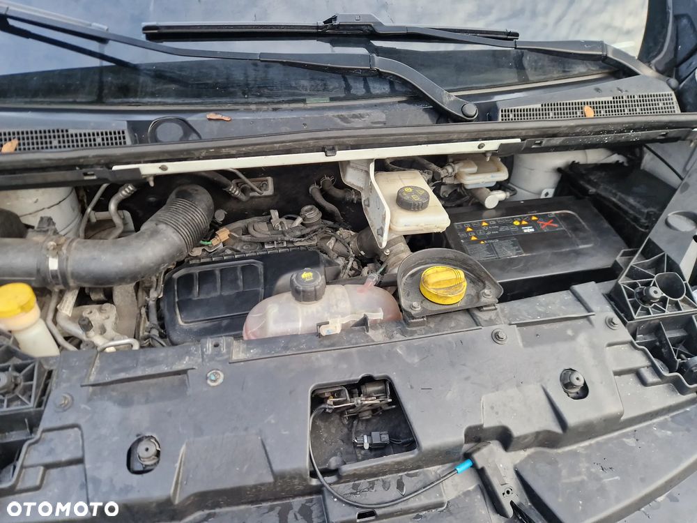 Renault TRAFIC - 15