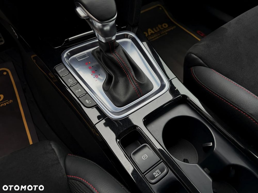 Kia ProCeed 1.6 T-GDI GT DCT - 22