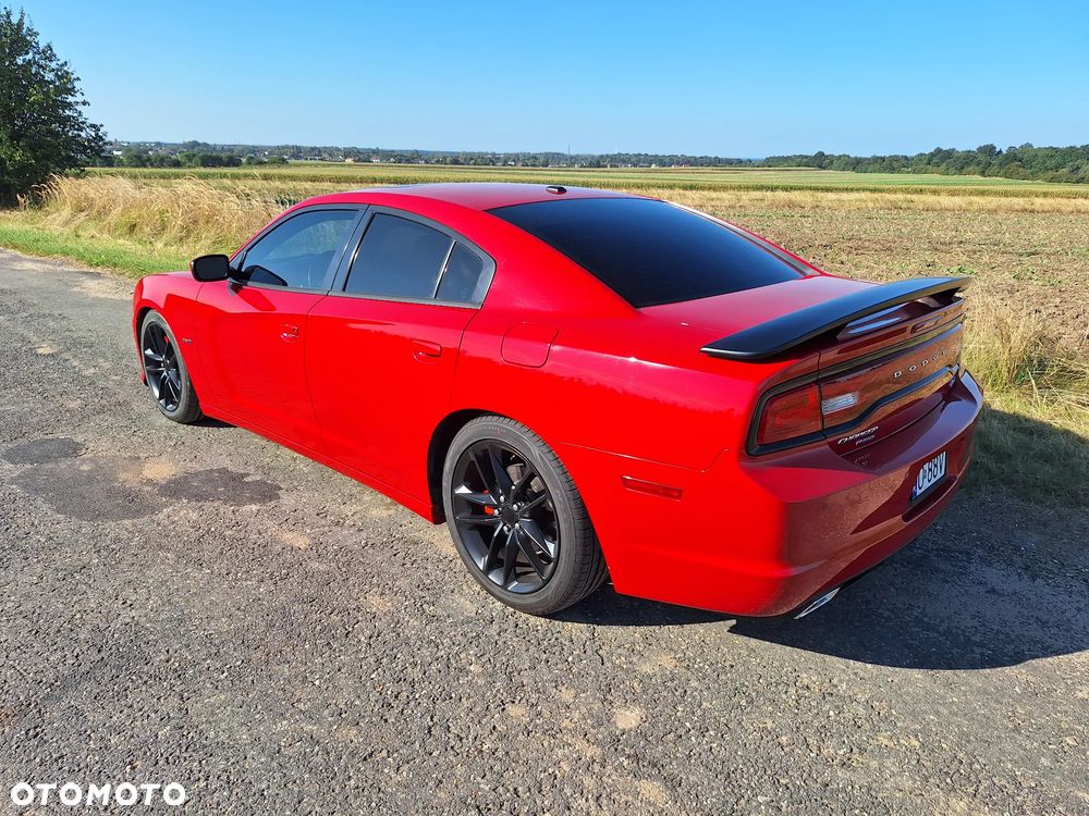 Dodge Charger - 4