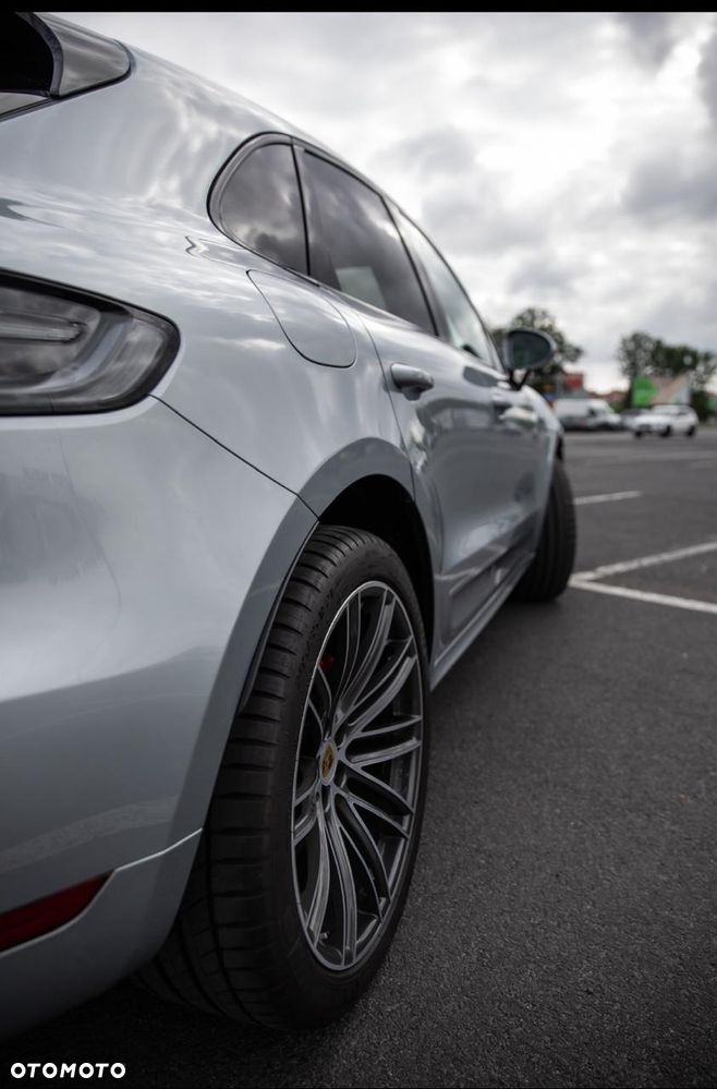 Porsche Macan GTS - 4