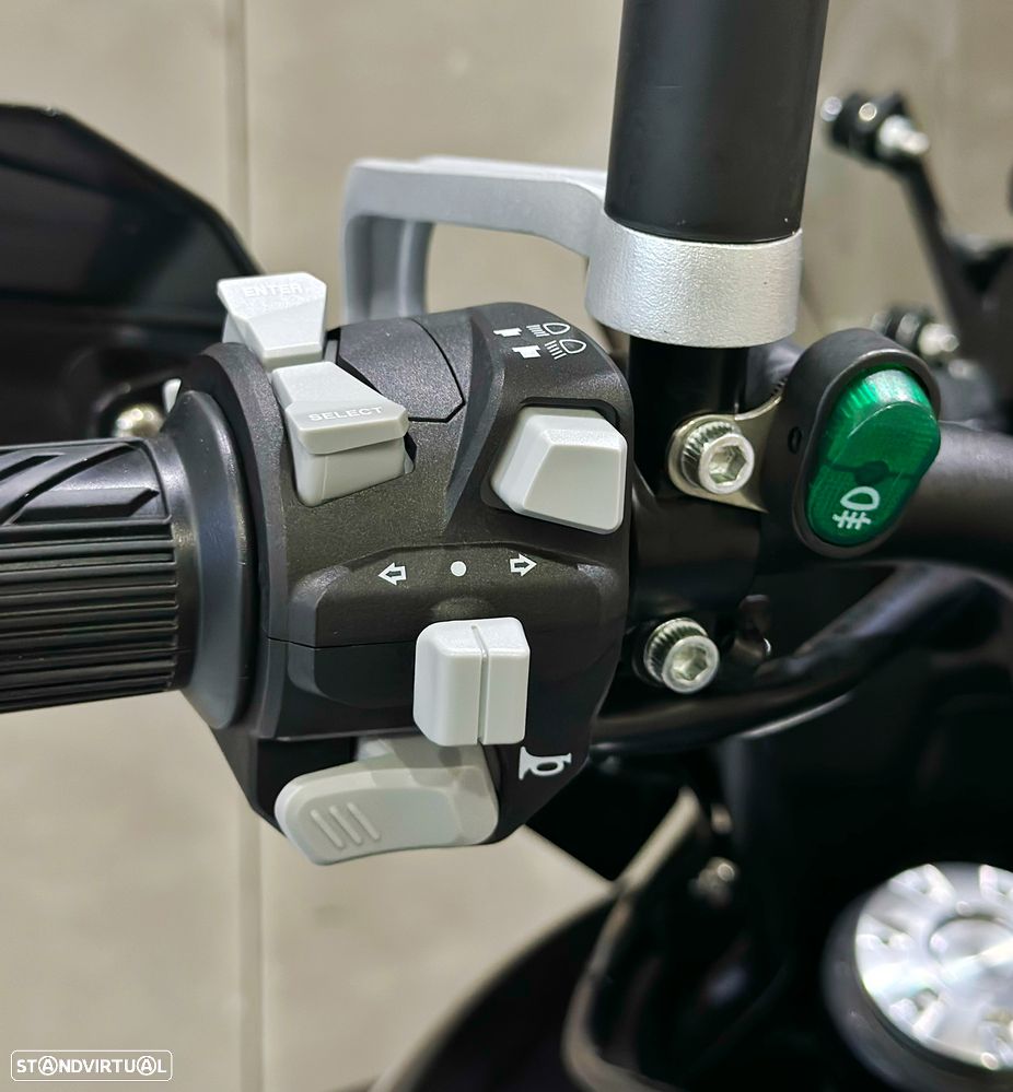 Benelli TRK 702 - 11
