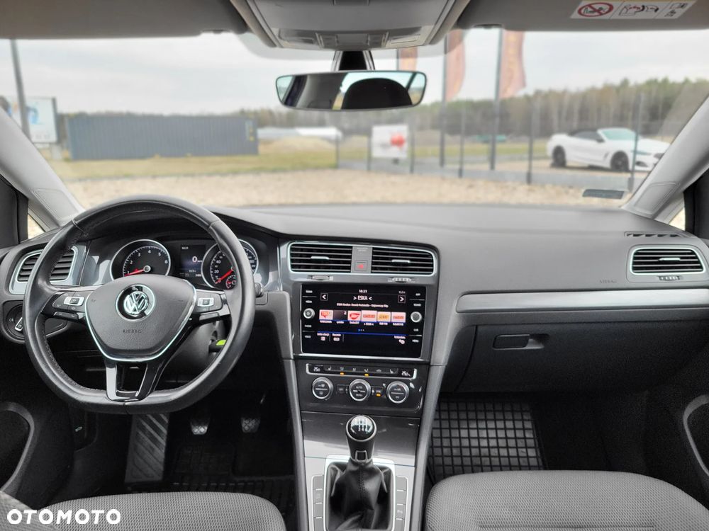 Volkswagen Golf 1.5 TSI BMT Evo Comfortline - 12