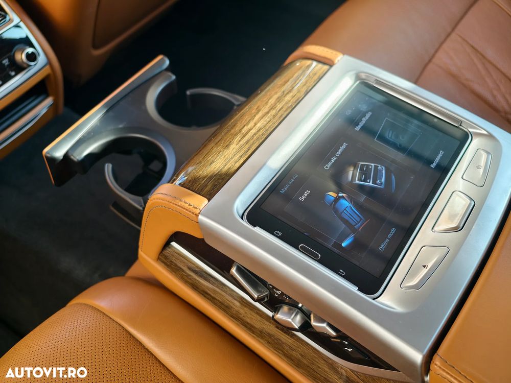 BMW Seria 7 740Le xDrive iPerformance - 15