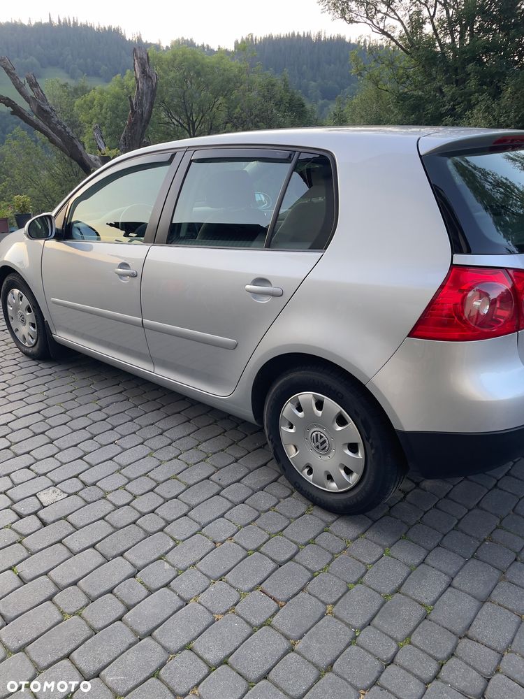 Volkswagen Golf - 38