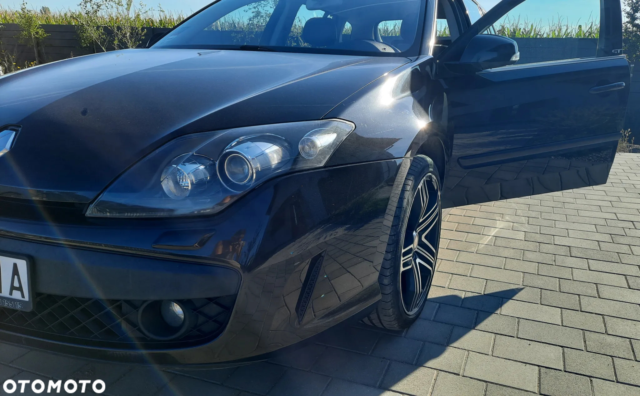 Renault Laguna Grandtour 2.0 dCi FAP GT - 16