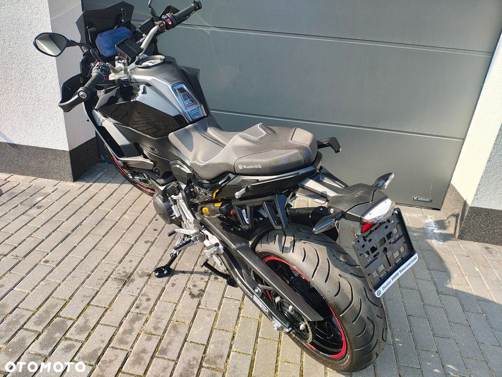 BMW XR - 7