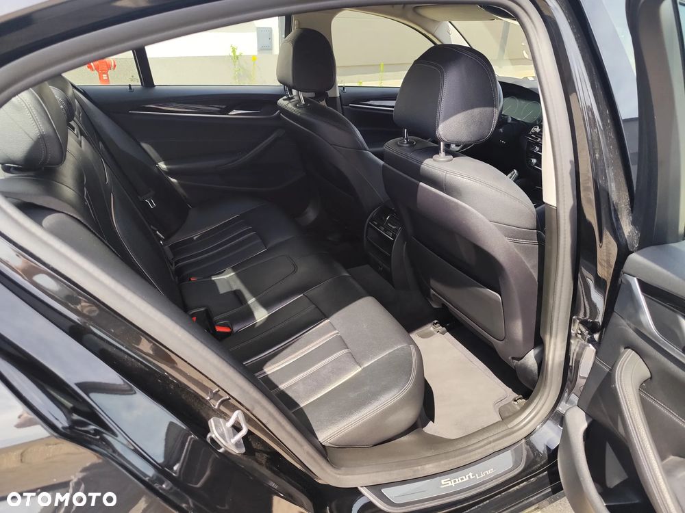 BMW Seria 5 520d Sport Line sport - 16