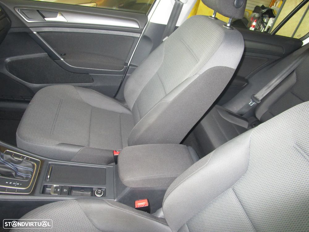 VW e-Golf AC/DC - 15