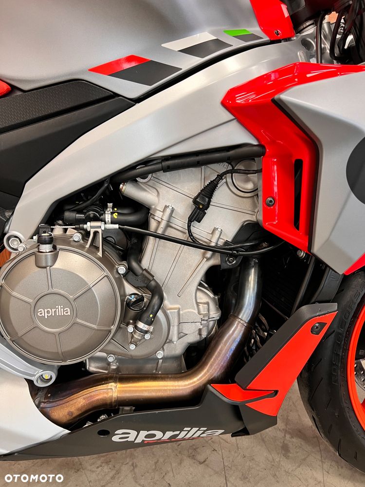 Aprilia Tuono - 7