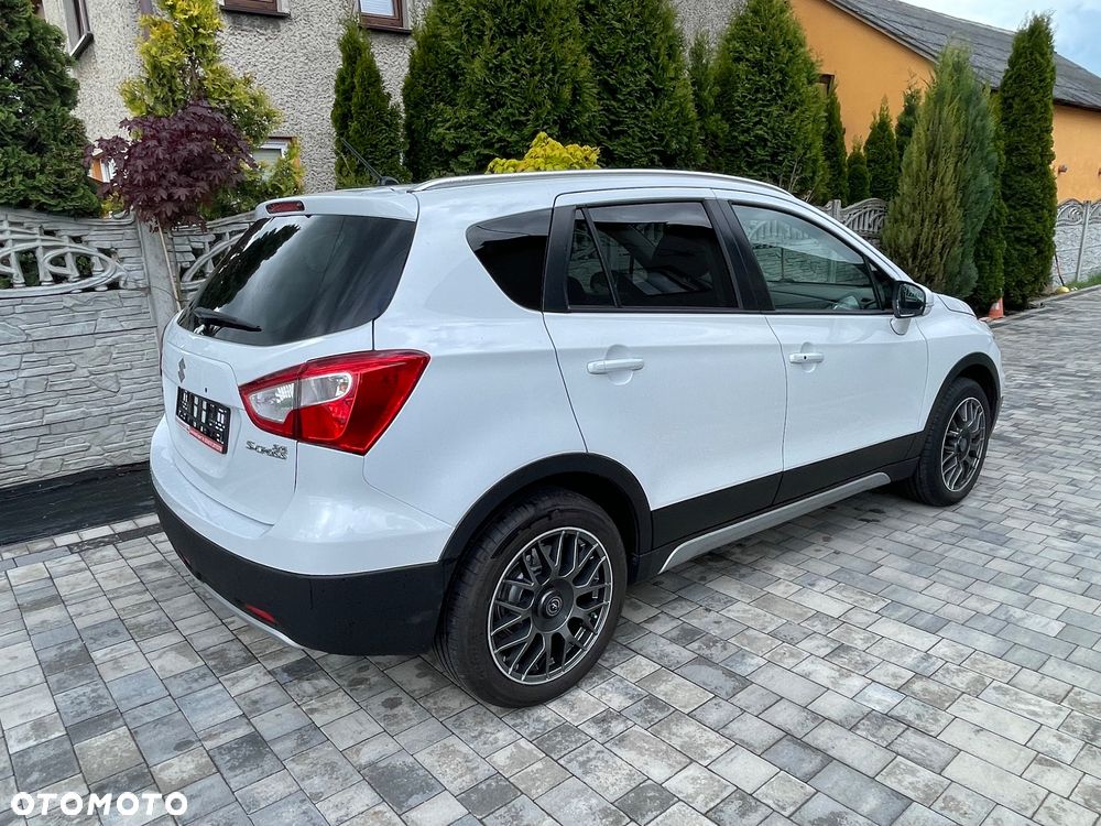 Suzuki S-Cross - 11
