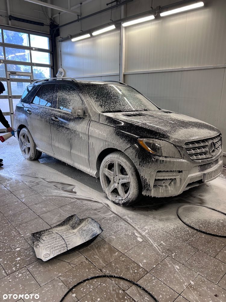 Mercedes-Benz ML 350 BlueTEC 4-Matic - 8