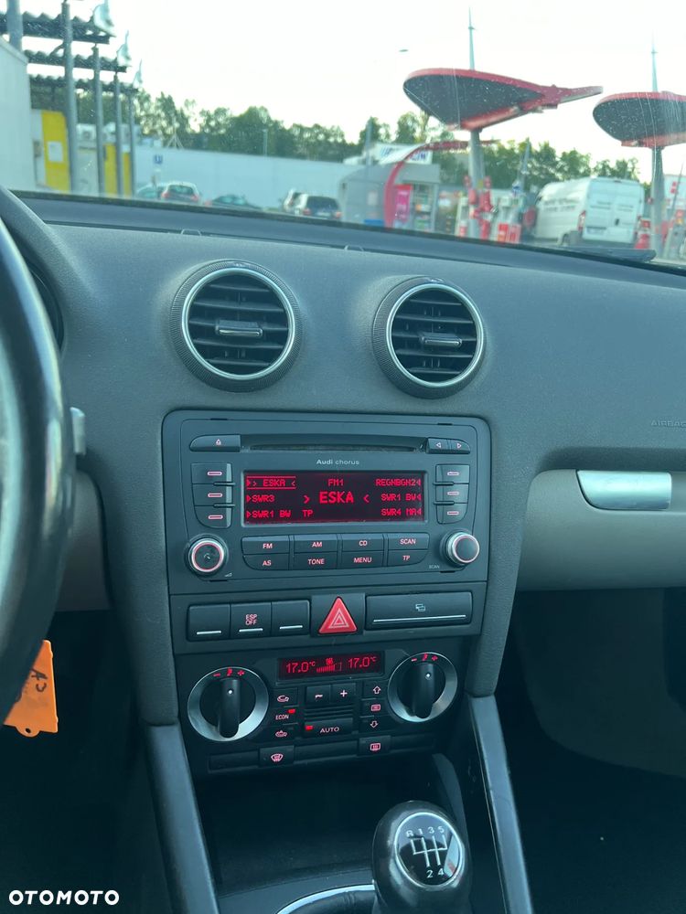 Audi A3 1.6 Ambiente - 10