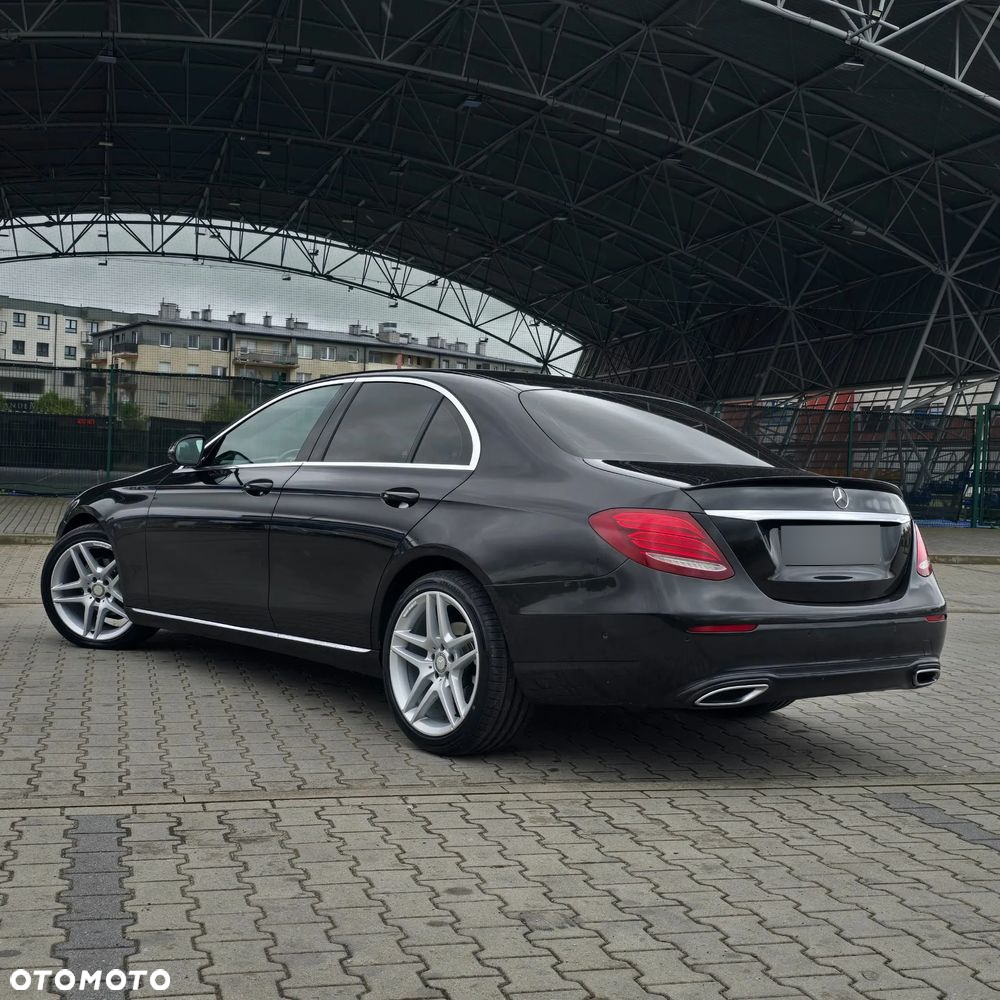 Mercedes-Benz Klasa E 220 d 9G-TRONIC AMG Line - 12