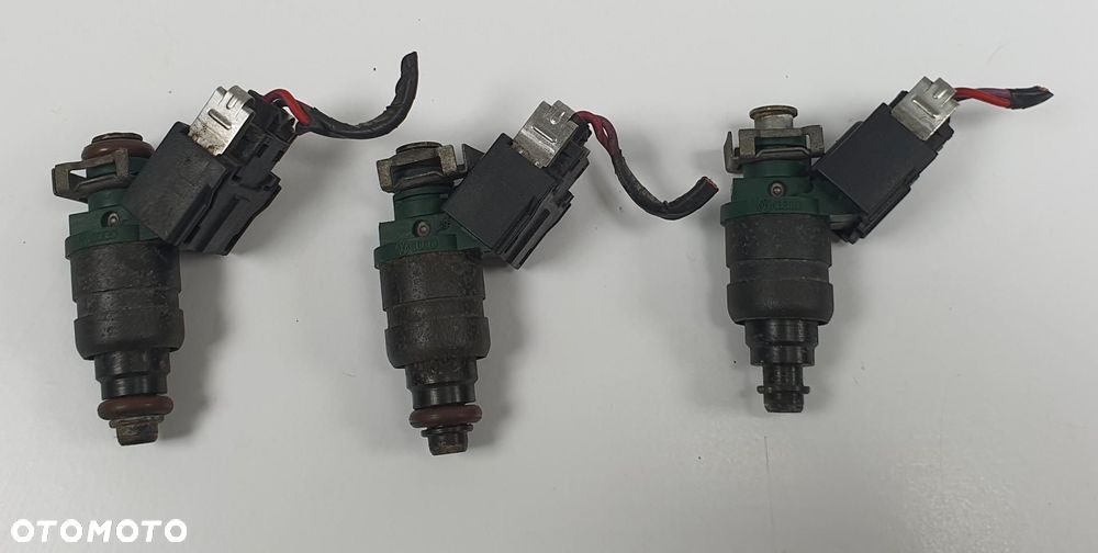 WTRYSK WTRYSKIWACZ VW GOLF IV 1.6 8V 037906031AA - 5