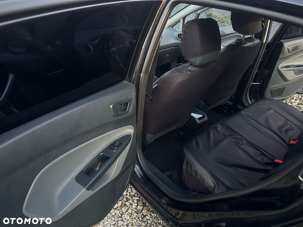 Ford Fiesta 1.6 Ti-VCT Ghia - 33