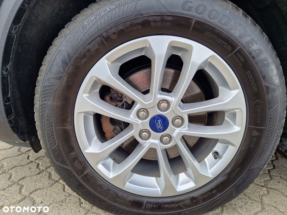Ford Kuga 2.0 EcoBlue mHEV FWD Titanium - 14