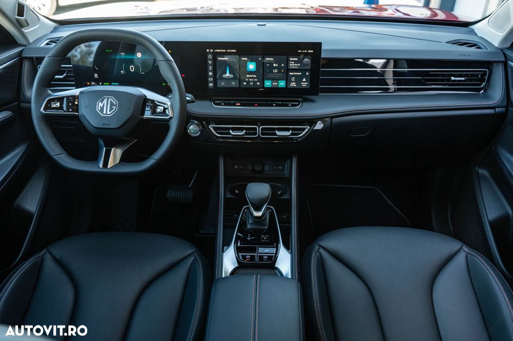 MG HS Luxury - 11