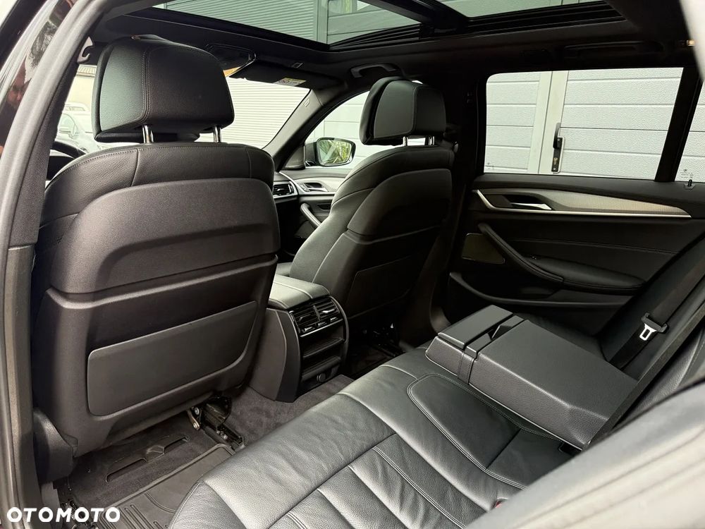 BMW Seria 5 540i xDrive GPF M Sport sport - 11