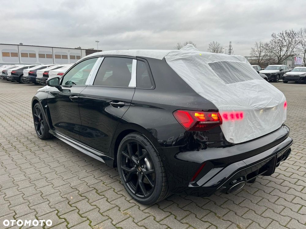 Audi RS3 Sportback - 3