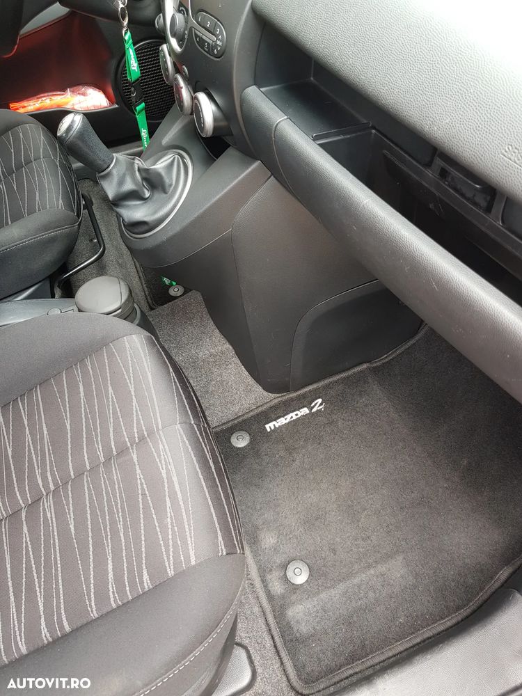 Mazda 2 1.3i TE - 16