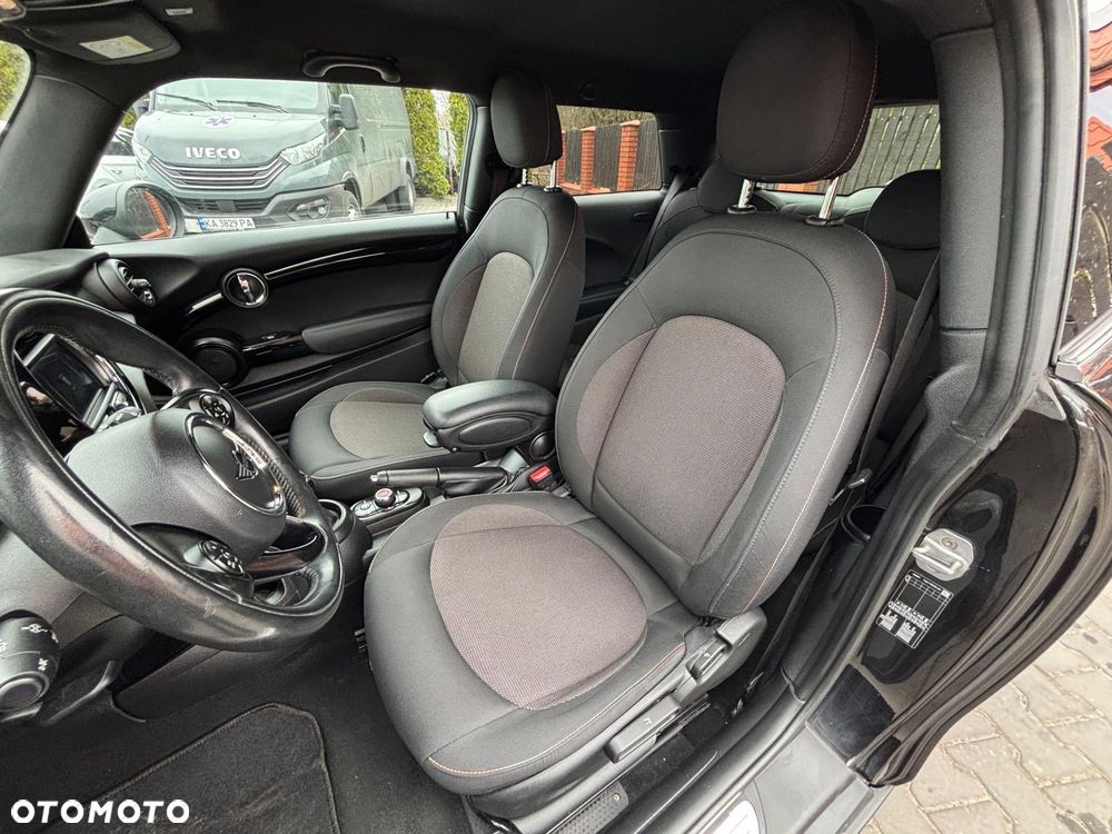 MINI ONE Standard - 28