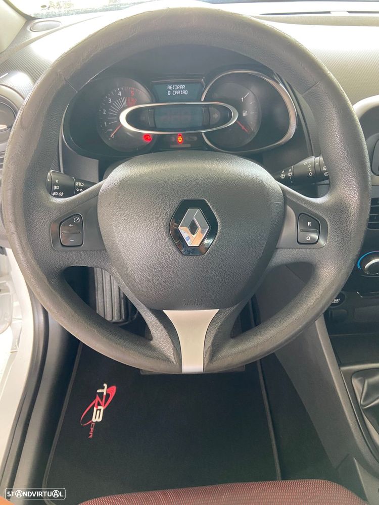 Renault Clio - 16