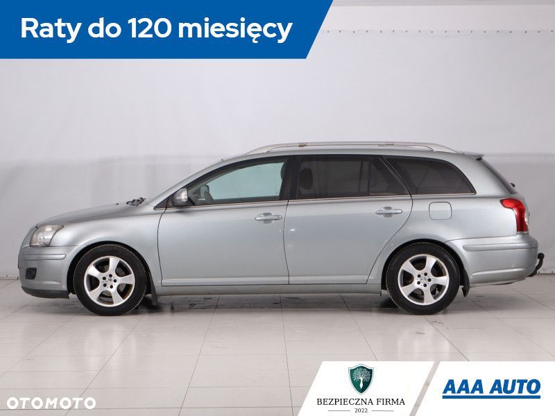 Toyota Avensis - 4