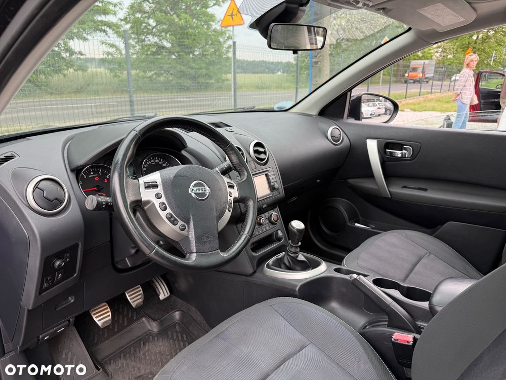 Nissan Qashqai+2 - 26